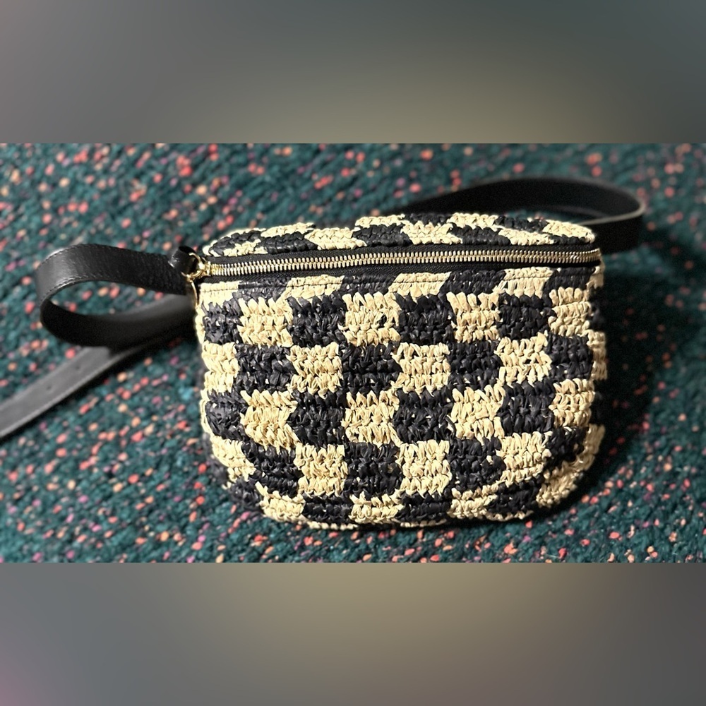 SOLD OUT Clare V Belt Bag NWT Checkerboard Raffia Woven Crossbody Rare - Picture 4 of 16